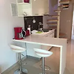 Jani Floor * חוואר