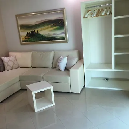 Apartament Jani Floor *