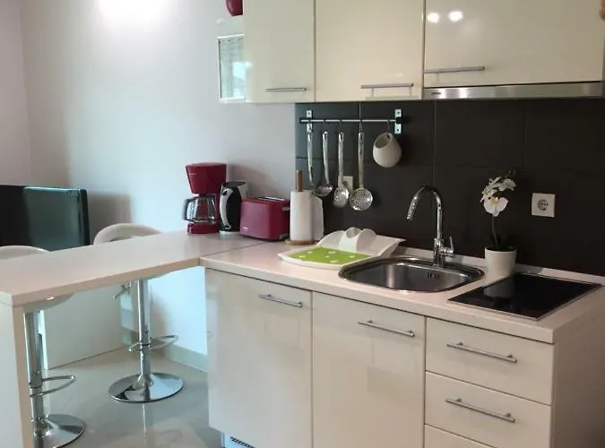 Jani Floor * Hvar Town